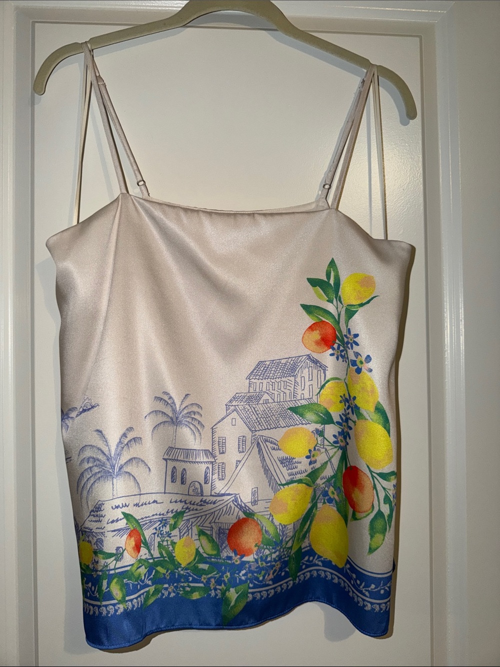 Current Air Cream Lemon Print Silk-Feel Cami